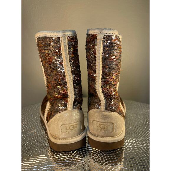 Gold Sequin Ugg Size 6 - Picture 10 of 16